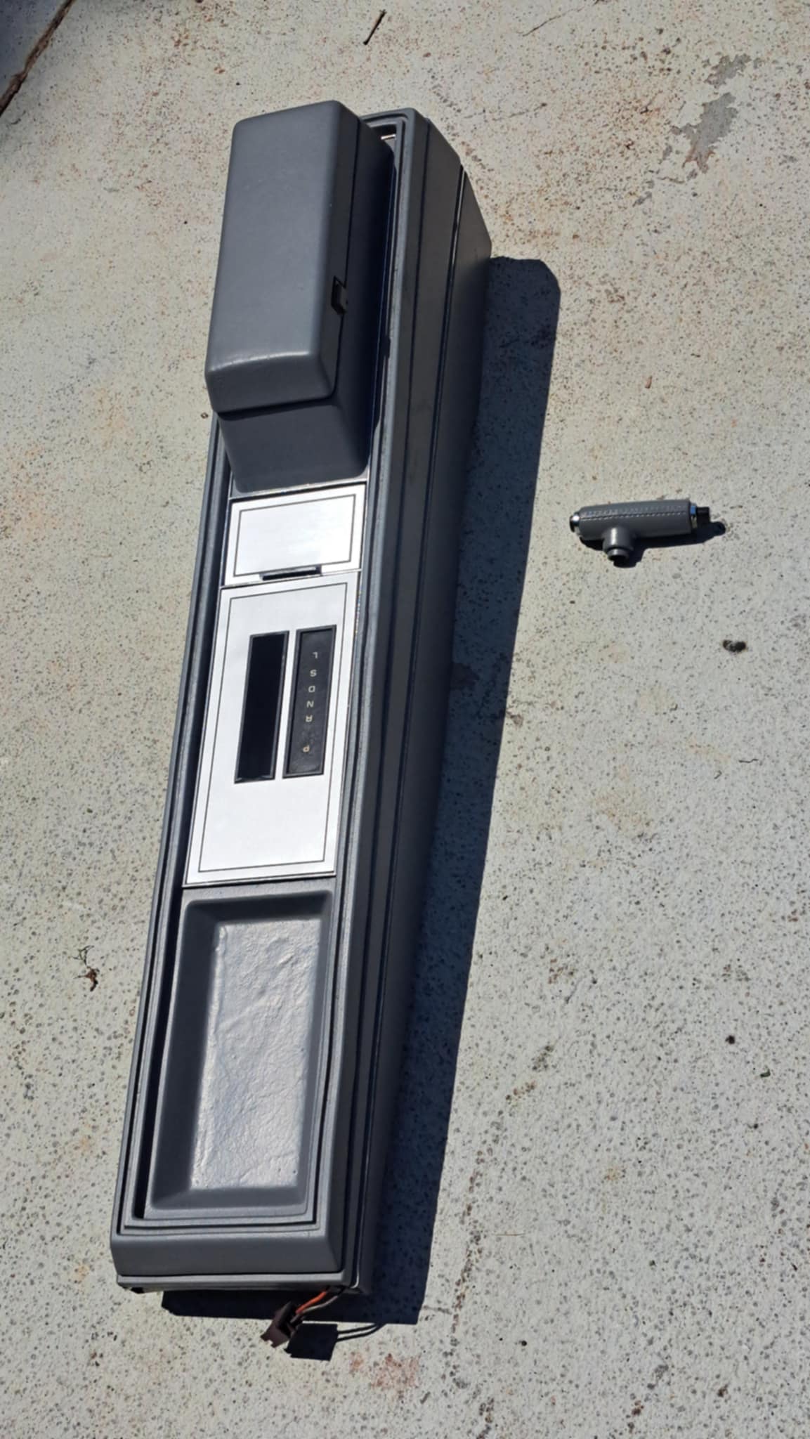 1978-1988 Cutlass Refurbished Center Console Assembly - Mr. Keith's Auto Parts