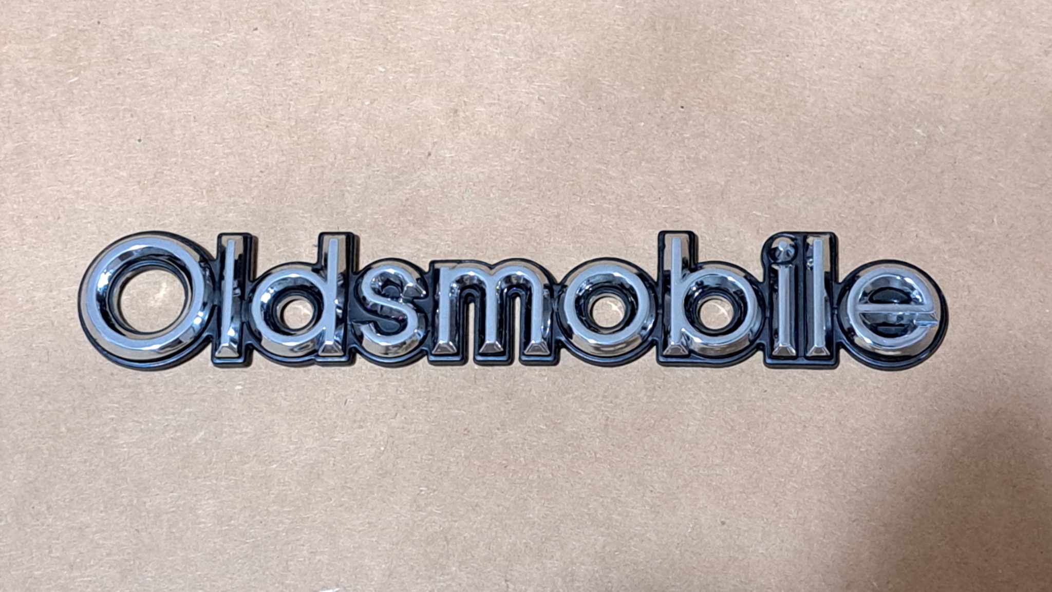 1981-1988 cutlass trunk lid oldsmobile emblem