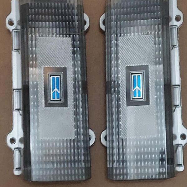 custom all-clear cutlass tail light set with blue center emblem