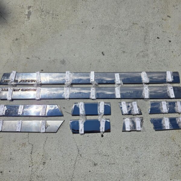 1986-1988 Monte Carlo LS side body molding clip set