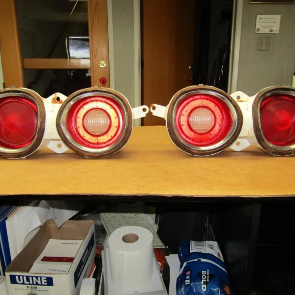 1973 Chevrolet Chevelle left and right tail light set