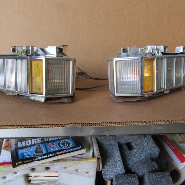 1973 Cadillac Eldorado cornering lamp set