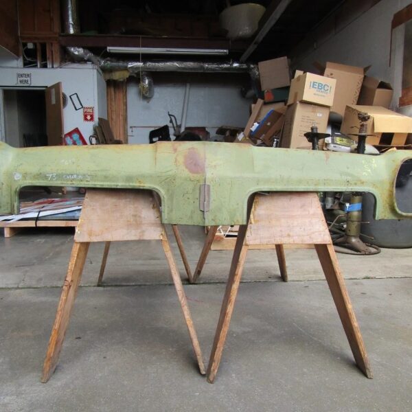 1973 Oldsmobile Cutlass S header panel