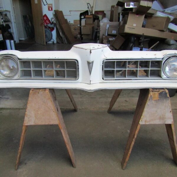 1975 Pontiac LeMans header panel