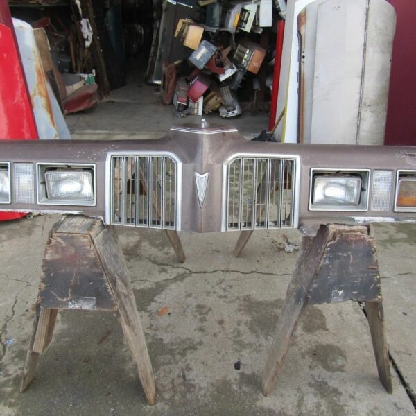 1977 Pontiac Grand Prix header panel assembly