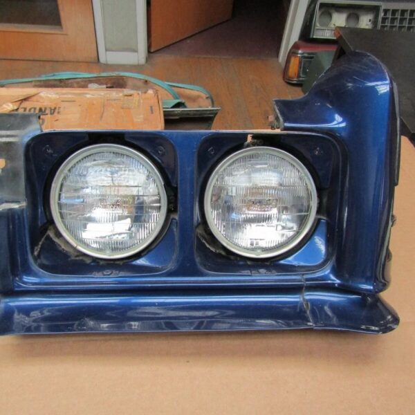 1972 Chevrolet Impala right headlight extension