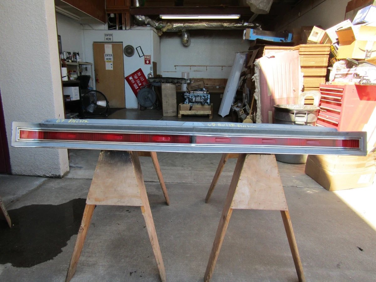 1967 Buick Electra tail light assembly