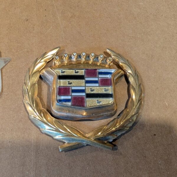 1993-1996 Cadillac Fleetwood rear trunk emblem