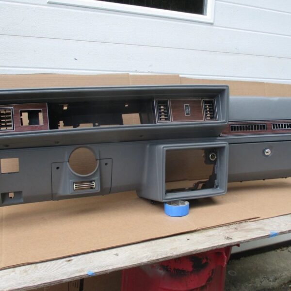 1984 1985 1986 1987 cutlass supreme salon dash panel pad