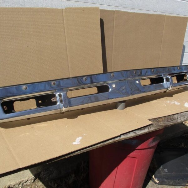 1984 1985 1986 1987 cutlass front bumper with inner metal