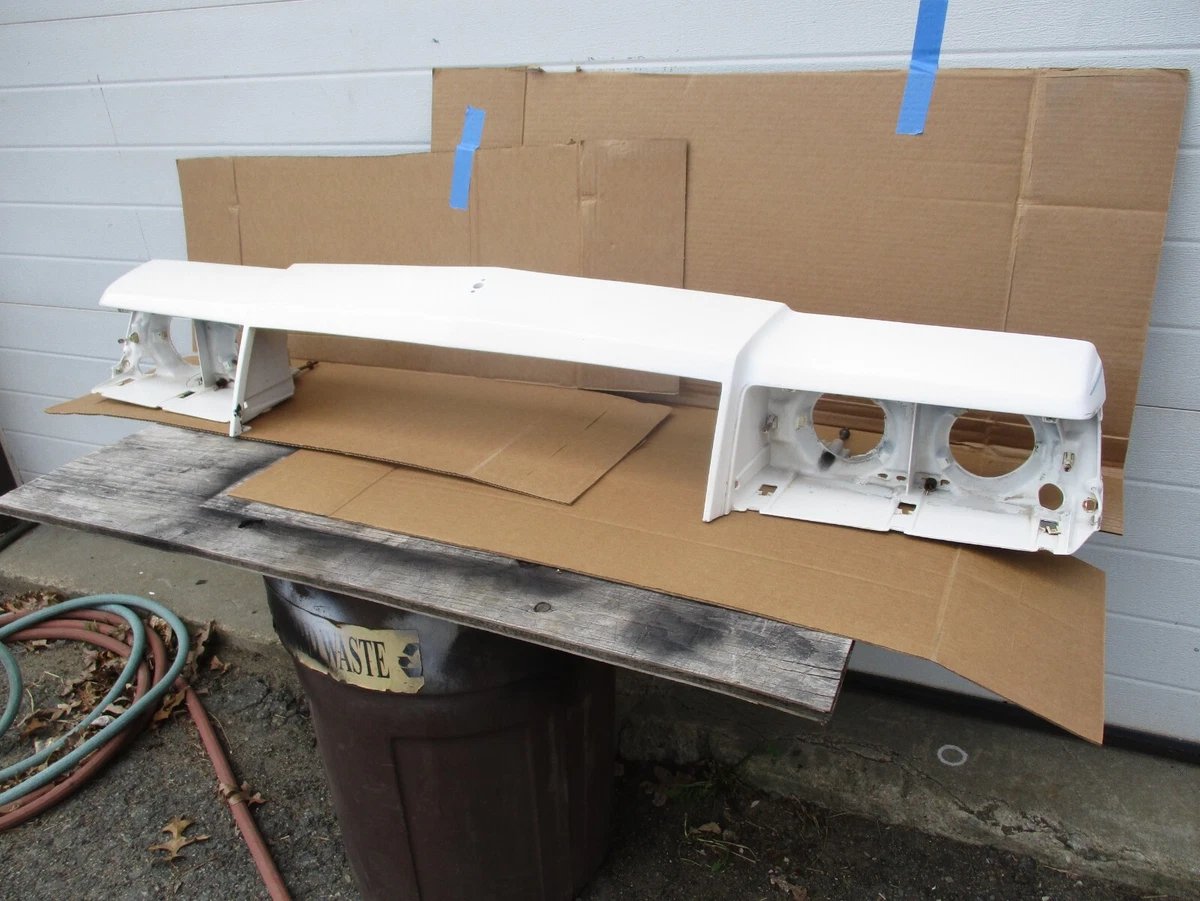 1984-1987 buick regal grand national t-type header panel