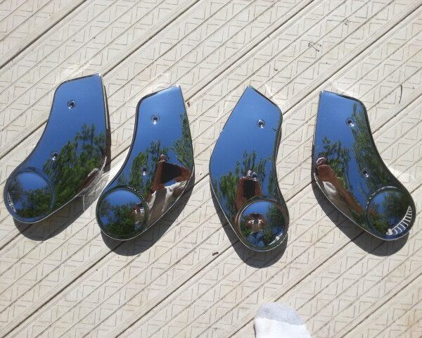 chrome seat hinge covers for 1978-1988 cutlass