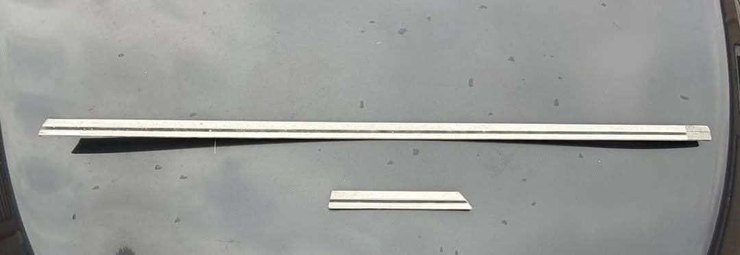 1986-1987 Chevrolet Caprice Landau Coupe passenger door trim 1986-1987 Chevrolet Caprice Landau Coupe passenger door trim