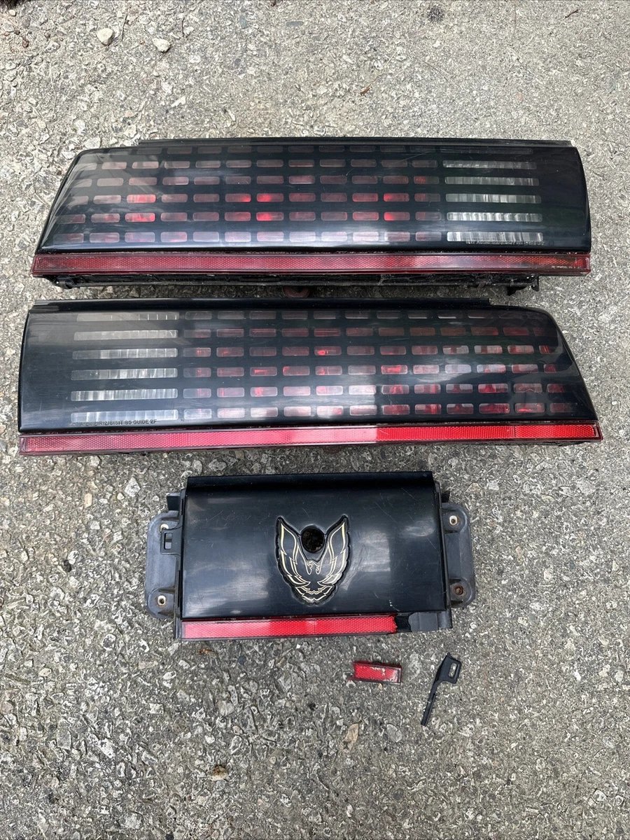 1982-1992 firebird gta trans am taillights