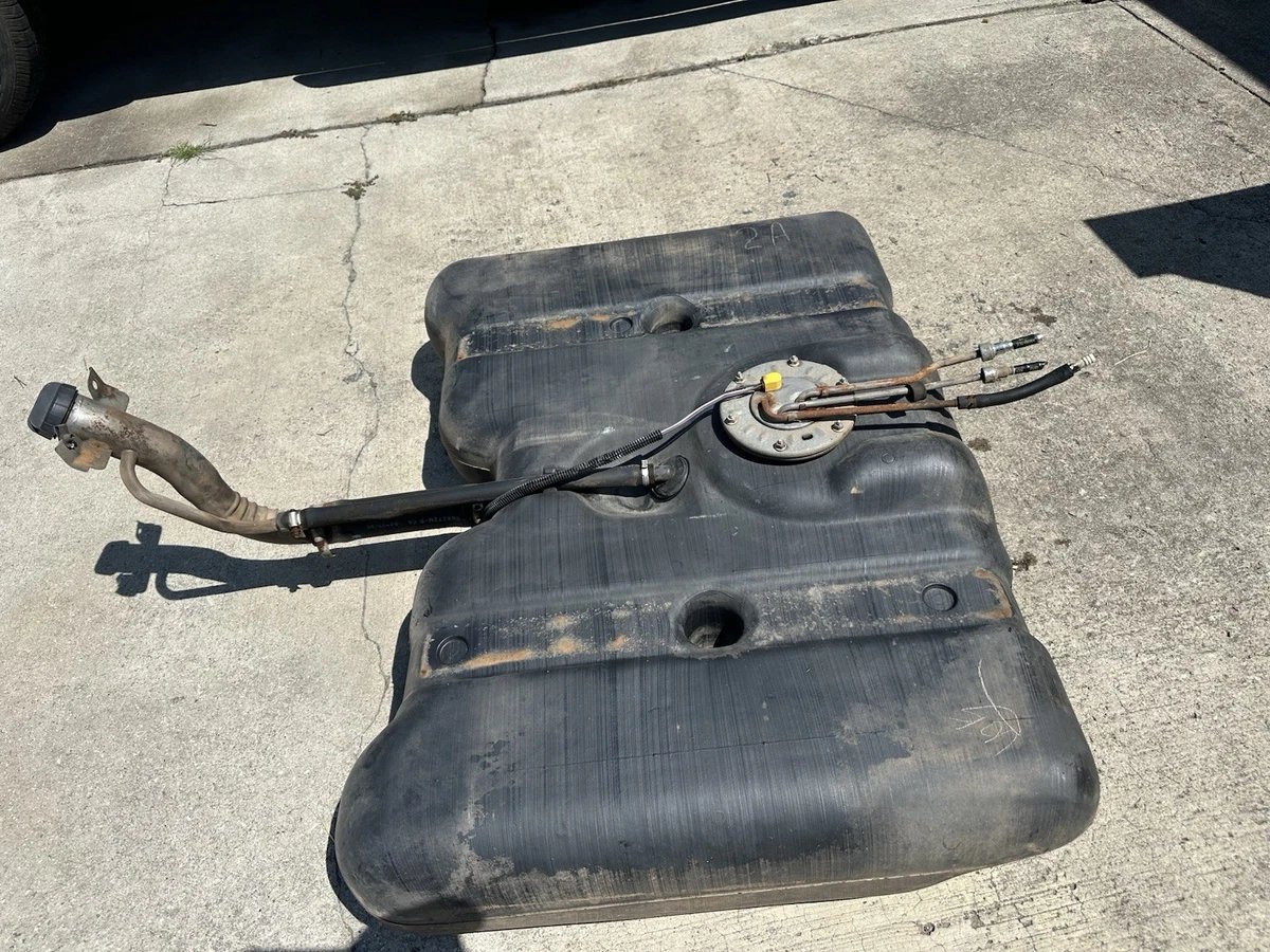1994-1996 Chevy Impala SS fuel gas tank 1994-1996 Chevy Impala SS fuel gas tank