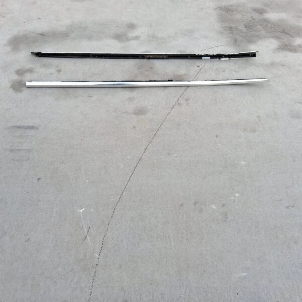 1977-1979 Chevy Caprice Landau Impala 2 door window trim molding