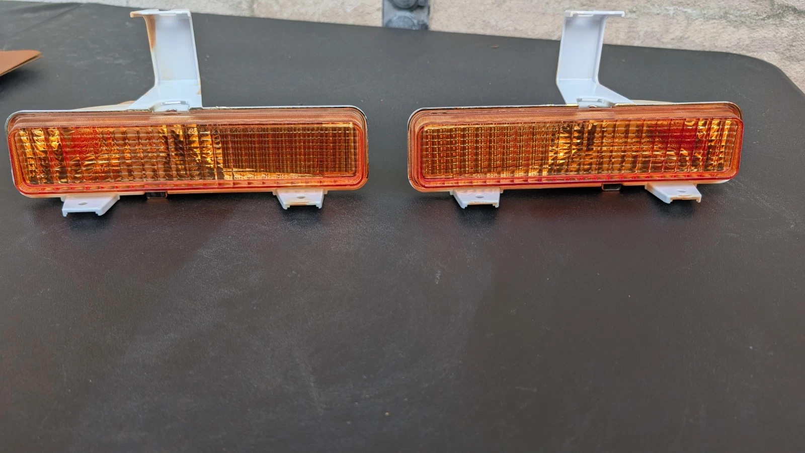 1980-86 Chevy Caprice front turn signal lights pair