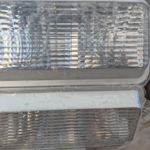 1978 1979 Oldsmobile Cutlass 442 front running light set