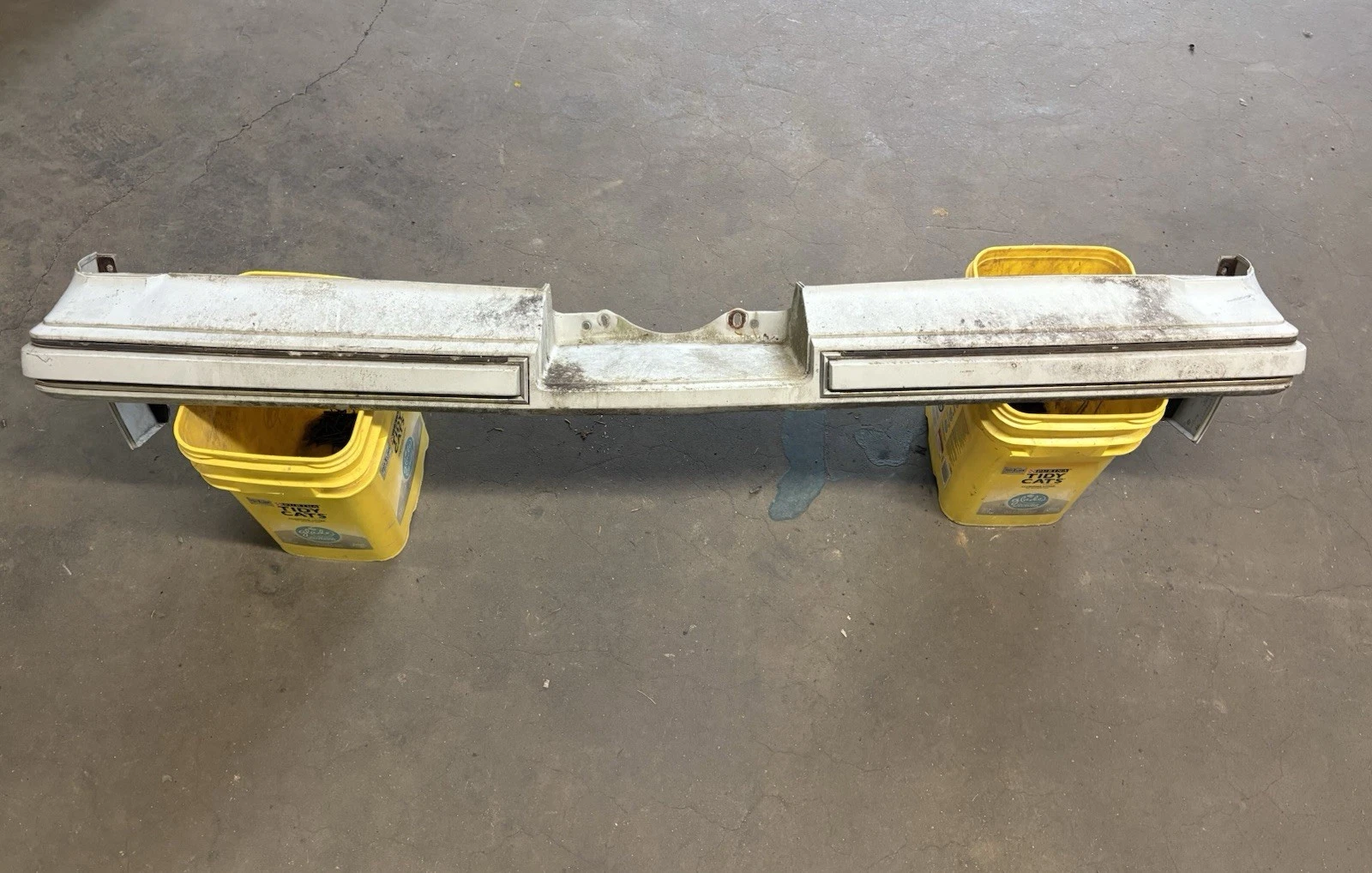 1981-1988 Cutlass Supreme rear bumper cover 1981-1988 Cutlass Supreme rear bumper cover