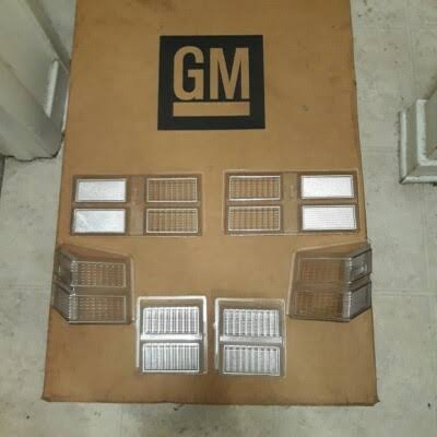 1979-1980 Monte Carlo Custom Clear Style Tail Light Lens Set