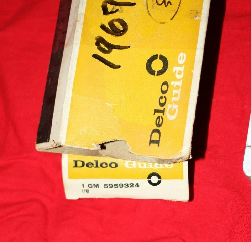 1967 Bonneville Grand Prix cornering light lenses NOS