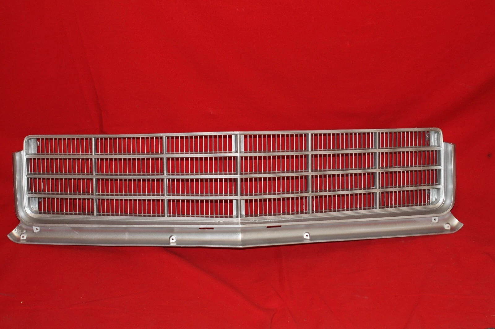 1970 Skylark grille