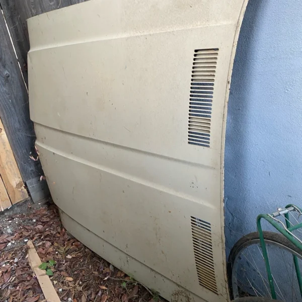 1971-1972 Oldsmobile Cutlass hood
