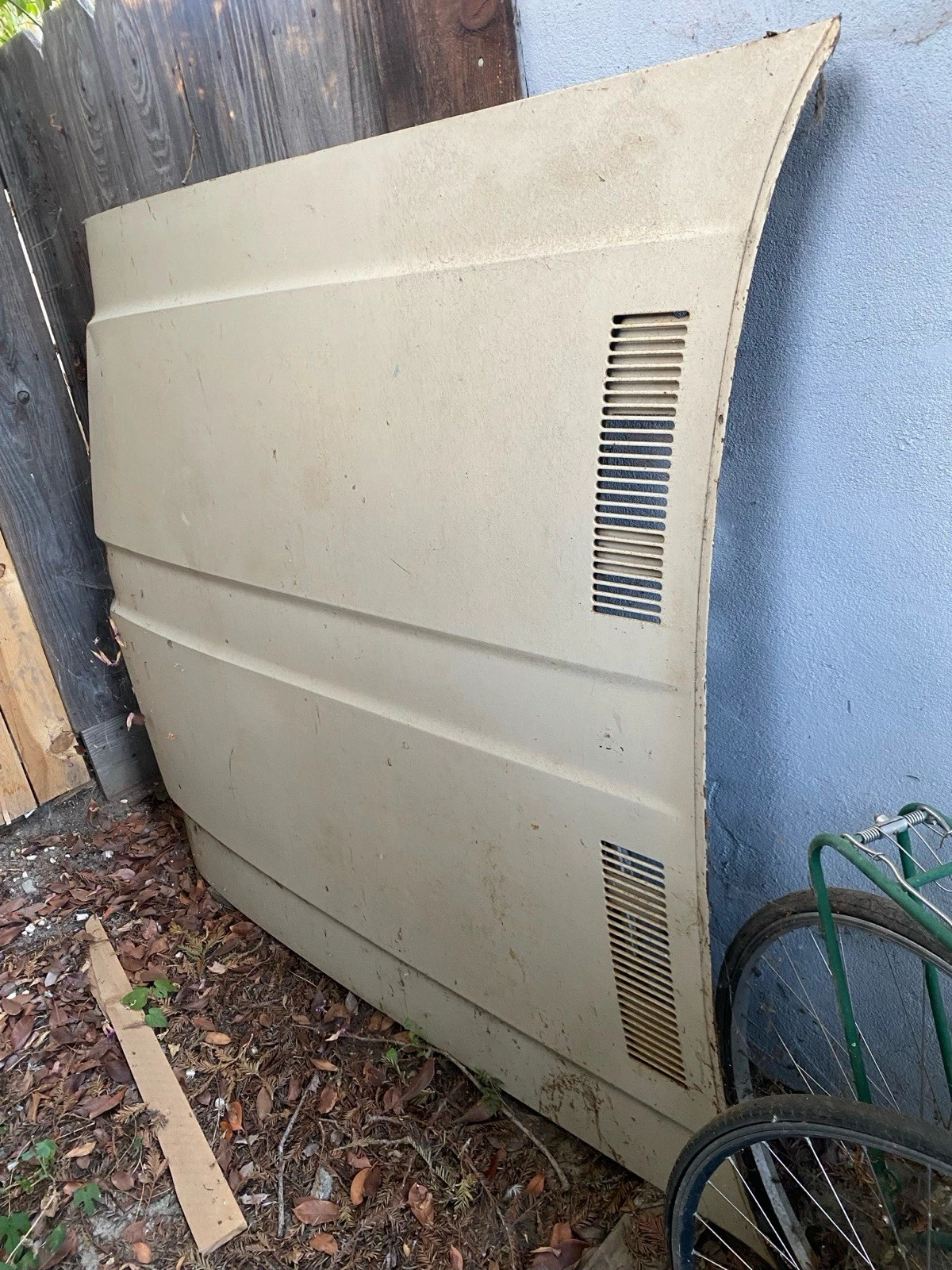 1971-1972 Oldsmobile Cutlass hood