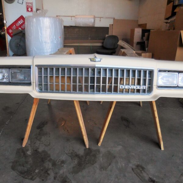 1986 Chevrolet Caprice header panel
