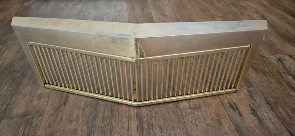 1993-1996 Cadillac Fleetwood Brougham Gold Grille