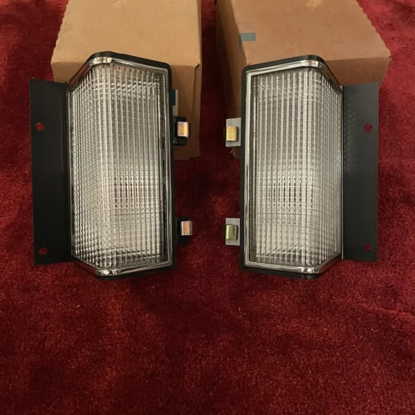 NOS GM Cadillac DeVille rear reflector light set