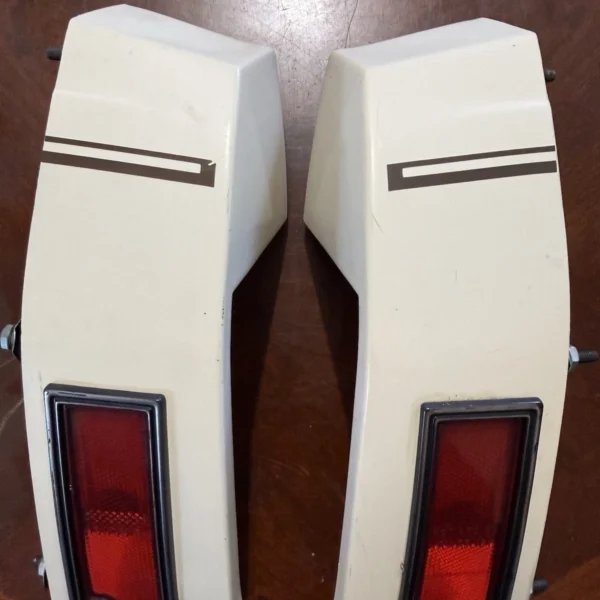 1980-1985 Chevy Caprice Impala Quarter Panel Extension Marker Light Housings