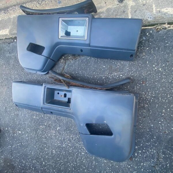 1990 Chevrolet Caprice Front Door Armrest
